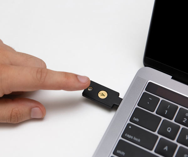 YubiKey 5C NFC FIPS Touch