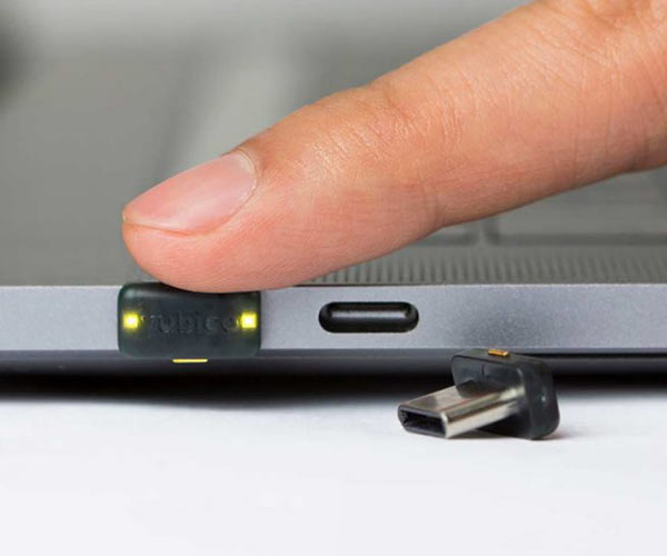 YubiKey 5C Nano FIPS Touch